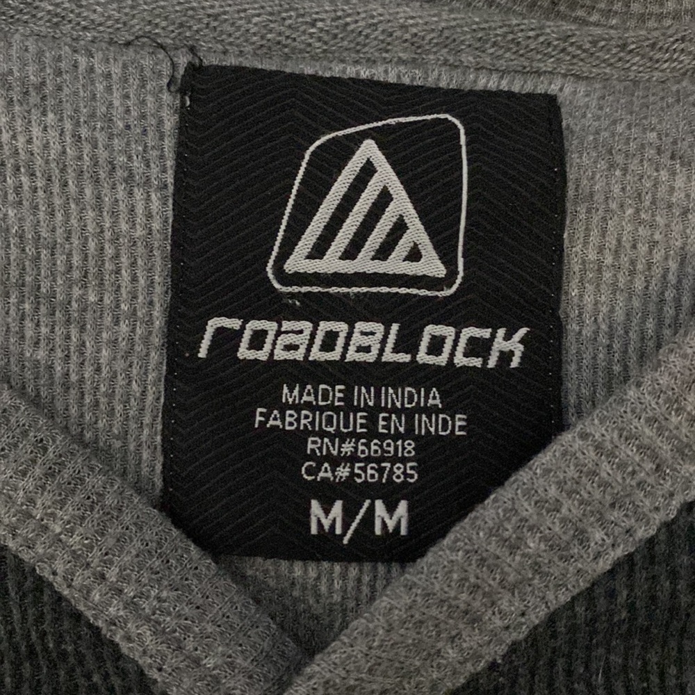 Long sleeve half button down pullover - Picture 3 of 3